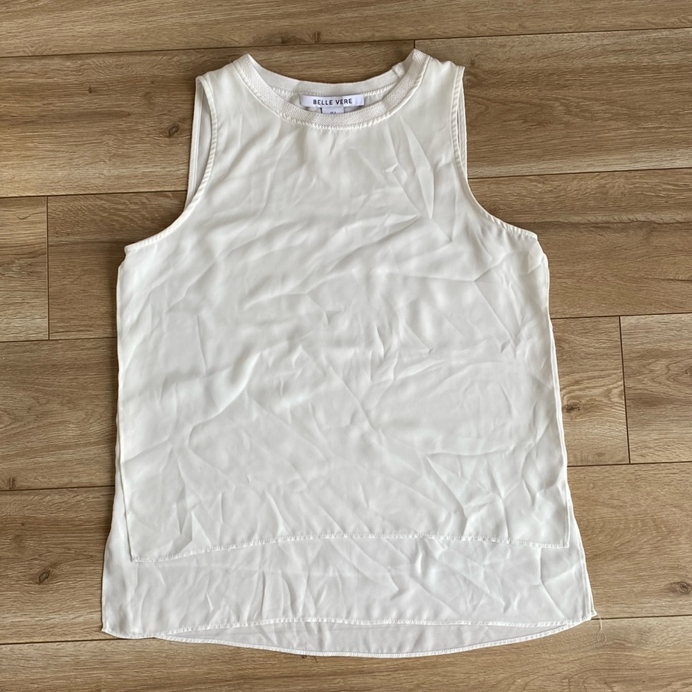 Belle Vere Sleeveless Crewneck White Summer Casual to Formal Normcore Blouse Top